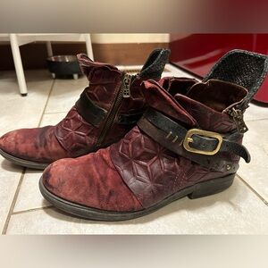 A.S.98 Italian Burgundy Ankle Boots Sz 40